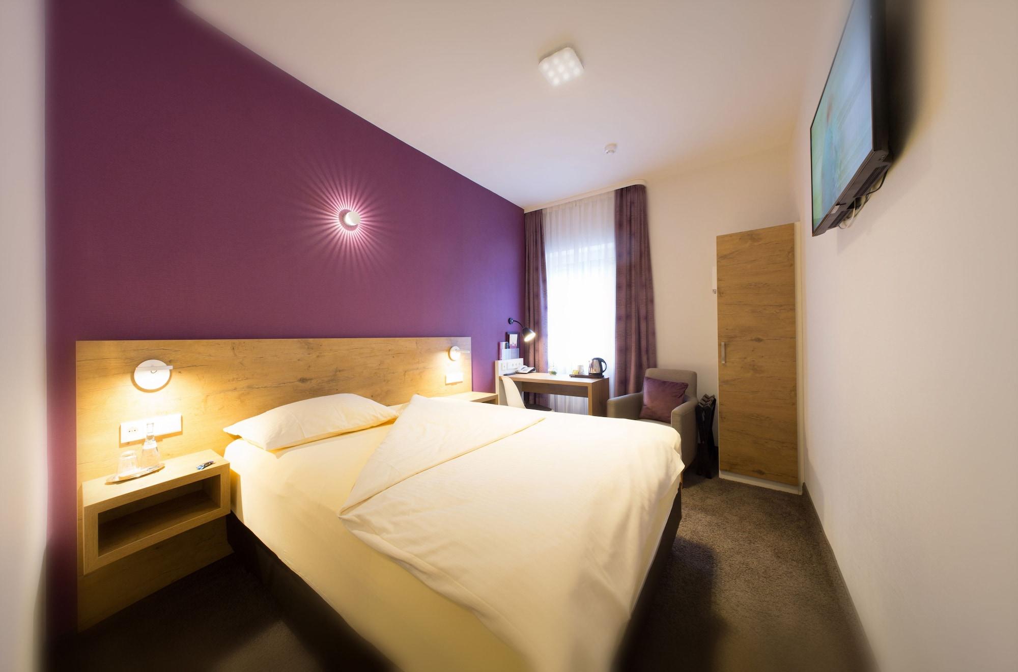 Hotel Azenberg Stuttgart Dış mekan fotoğraf